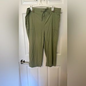 Torrid Size 14 Olive Green Utility Linen Crop Wide Leg Pant